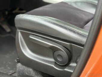 Suzuki Vitara 1.6 Benzín Automat max výbava - 10