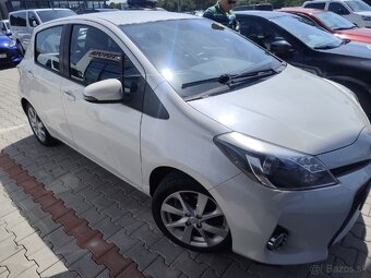 Predám Toyota Yaris 1.5 hybrid CVT automat, full. - 10