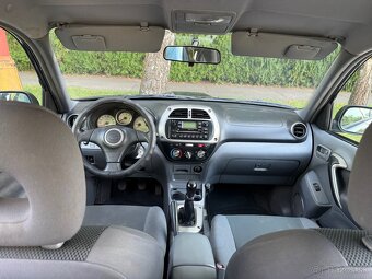 Toyota RAV4 2.0D 4x4 D4D - 10
