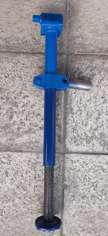 Lada Niva -Zdvihák  pre terénne autá - 10