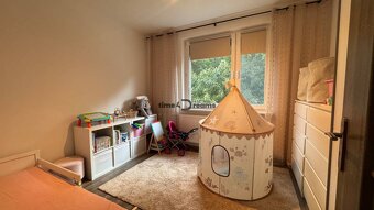 NA PREDAJ krásny 3 a pól izbový byt Nitra - Klokočina - 10