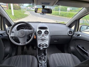 Opel Corsa 1.2 16V Essentia - 10