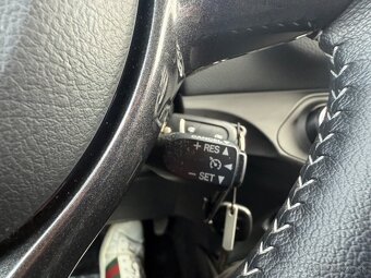 Toyota Yaris 1.5 VVT-iE Active - 10