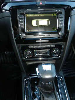 Škoda Superb Combi 2.0 TDI CR 170k Elegance DSG Webasto - 10