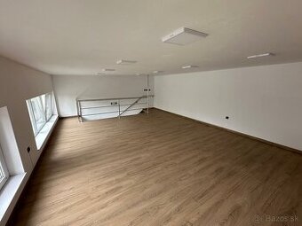 Na prenájom: Moderný kancelársky priestor v centre Ružomberk - 10