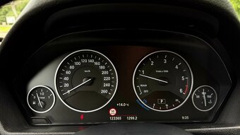 BMW Rad 3 320d xDrive LUXURY A/T - 10
