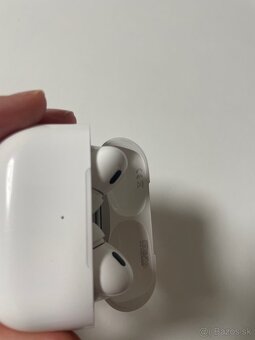 AirPods Pro - 10