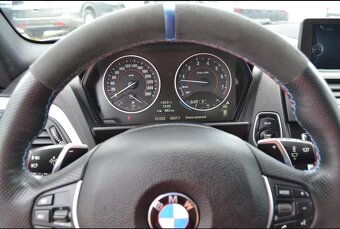 BMW 1M 135i xDrive performance Akrapovič - 10