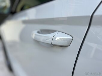 Škoda Karoq 1.5 TSI ACT Sportline DSG Šedá farba - 10