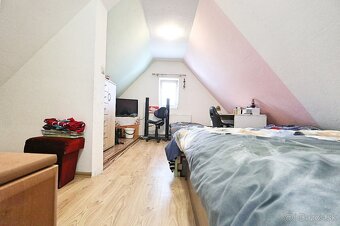 PRIPRAVUJEME - Pokojné bývanie pre menšiu rodinu – útulný RD - 10