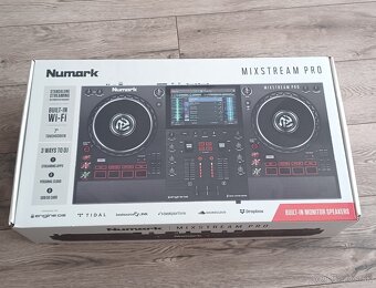 Numark Mixstream Pro - 10