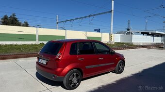 Ford Fiesta 1.3 benzín - 10