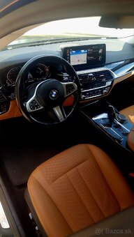 BMW 520d xDrive + MHEV Touring 4x4 - 10