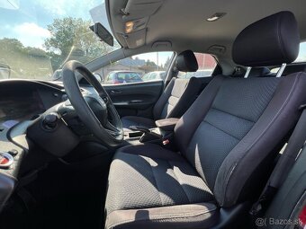 Honda Civic 1.4 VTI benzin, 73kW, MT/6, rok:08.2009. - 10