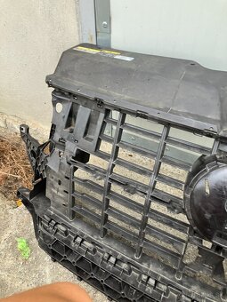 maska držák vw t6.1 Mřížka předního nárazníku - 10