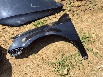Predám náhradné diely na Volkswagen Passat B7 - ČIERNY- - 10