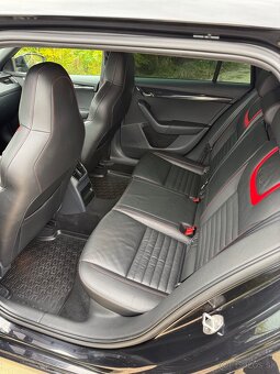 Škoda Octavia 3 RS Combi 2.0 TSI 162kw DSG - 10