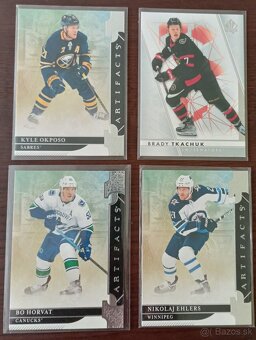 Predám hokejové kartičky 38ks + toploadery - 10