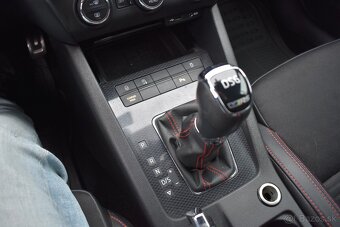 Škoda Octavia Combi 2.0 TDI DPF RS 4x4 DSG - 10