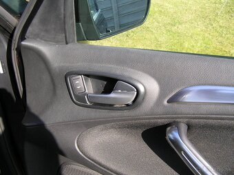 Ford Galaxy r.v.2014 - 10