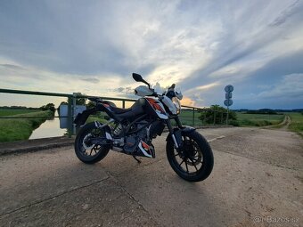 KTM 125 DUke 2014 - 10