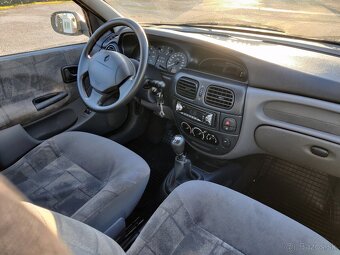 Renault Megane - 10