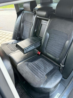 Volkswagen Passat B7 4Motion DSG - 10