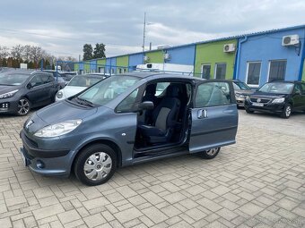 Peugeot 1007 - 10