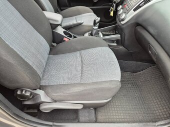 Kia Cee´d 1.4 CVVT LX - 10