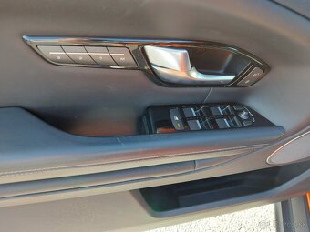 Land Rover Range Rover Evoque 2.0 TD4 180 HSE Dynamic AT - 10