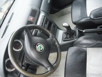 Skoda Octavia RS1 - 10