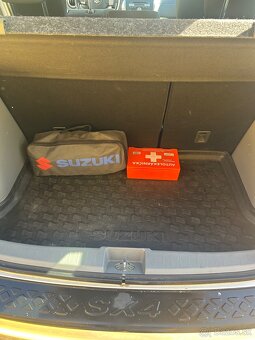 Suzuki SX4 4x4 - 10