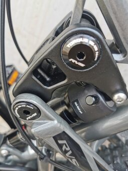 Horsky elektrobicykel celoodpruzeny kolesa 27,5 ram 19/L - 10