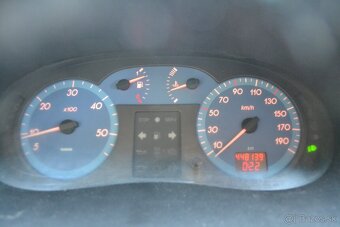 Renault Master 2.8 Diesel 84 kW skriňová dodávka - 10