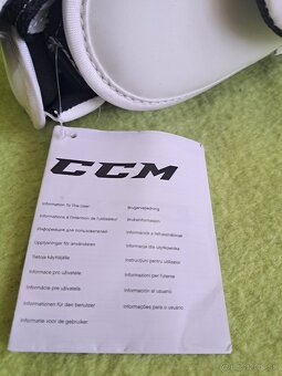 CCM PREMIER vyrážačka - NOVÁ - 10