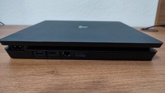 PS4 Slim 500GB - 10