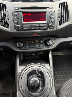Kia Sportage 1,6 benzin - 10