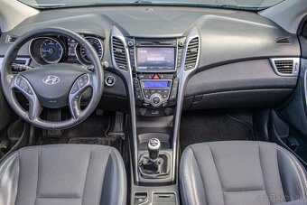 Hyundai i30 1.6 CRDi DOHC 16V Style - 10