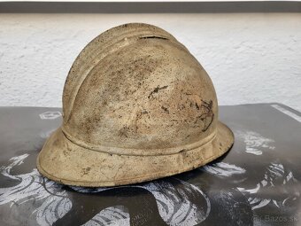 Prilba helma Adrian WW1 zdravotnik
- 10