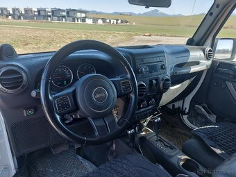 Jeep Wrangler Sahara JK 3,8 benzín V6 LPG, znížená cena - 10