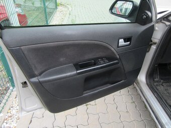 Ford Mondeo Combi 2.0 TDCi - 10