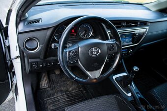 Toyota Auris 2.0 l D-4D DPF Active - 10