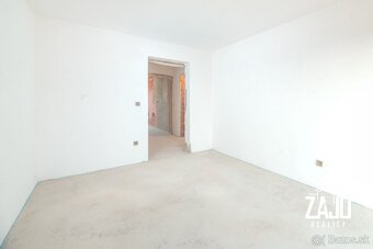 VEĽKÝ 7 IZBOVÝ RD – SOBLAHOV PRI TRENČÍNE - 10