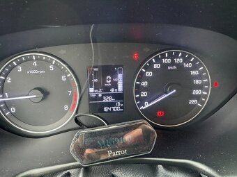 Hyundai i20 1.2i 16V Classic - 10