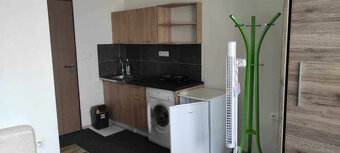 Prenájom garsónky na námestí v Poprade - 10