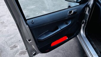 Škoda Fábia 1.2 HTP 2003 - 10