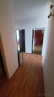 Priestranný 3-izbový byt na Volgogradskej ulici v Prešove - 10