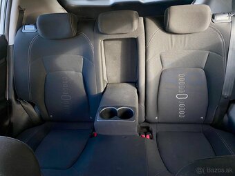 Kia Sportage 2.0 CRDI, 100 kW, automatic 4x4 - 10