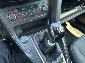 Ford Focus Kombi 1.0 EcoBoost Titanium/1.Majiteľ/SK Pôvod - 10