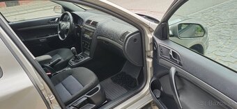 ŠKODA OCTAVIA COMBI II 2.0TDI ELEGANCE - 10